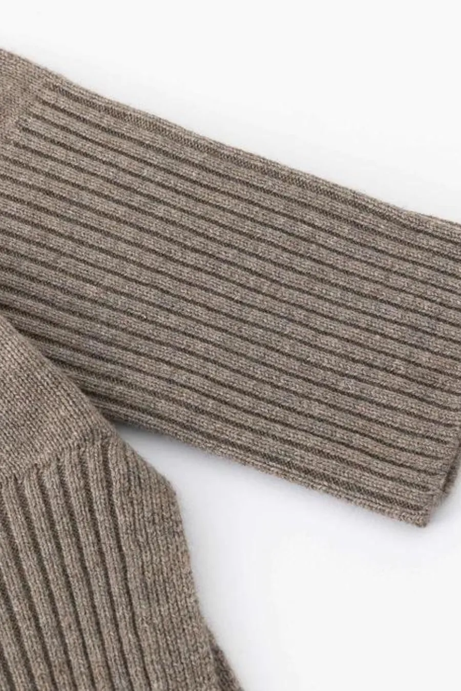 N.84 Cashmere Blend Oversized V Neck - Almond